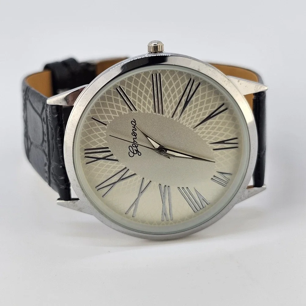 42MM Men's Watch‎ Roman Numerals Tan Dial Black Leather Bands New Battery
